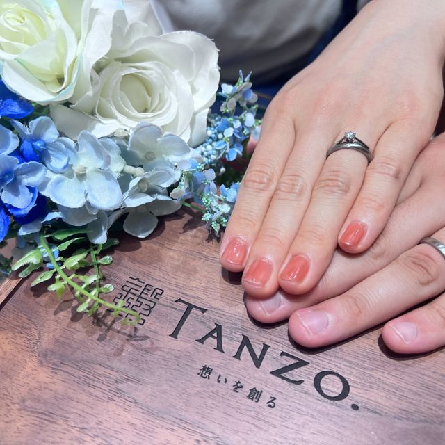 【TANZO.(鍛造指輪)の口コミ】 デザインと耐久性で決めました！
お値段は少し予算オーバーでしたが、その…