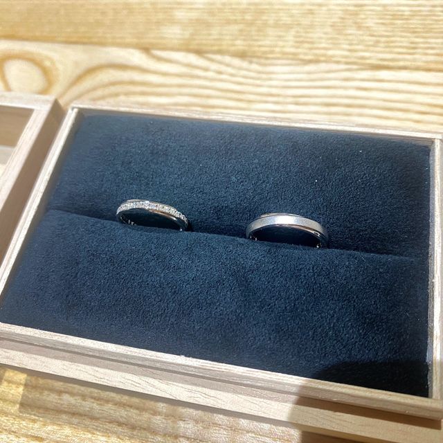 【出雲結(いずもゆい)の口コミ】 挙式が神前式だったため、指輪も和風なデザインのものを探していました。
…