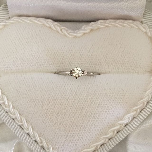 【LEGAN(レガン)の口コミ】 リングが細身であるところ。また今では貴重になりつつあるピンクダイヤを…