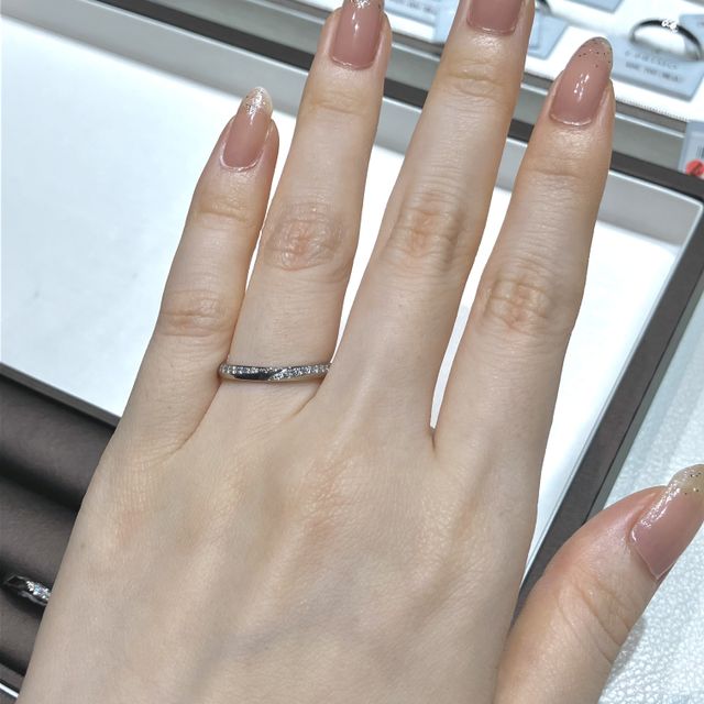 【アイプリモ(I-PRIMO)の口コミ】 月と狩猟の女神アルテミシアをモチーフにした指輪です。自分から見ても他…