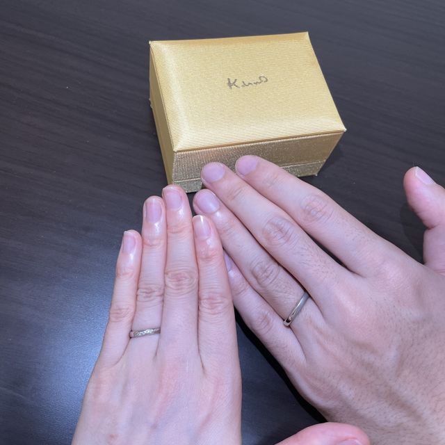 【ケイウノ ブライダル(K.UNO BRIDAL)の口コミ】 ダイヤが入っている指輪がいいと探していました。派手すぎず、でも上品な…