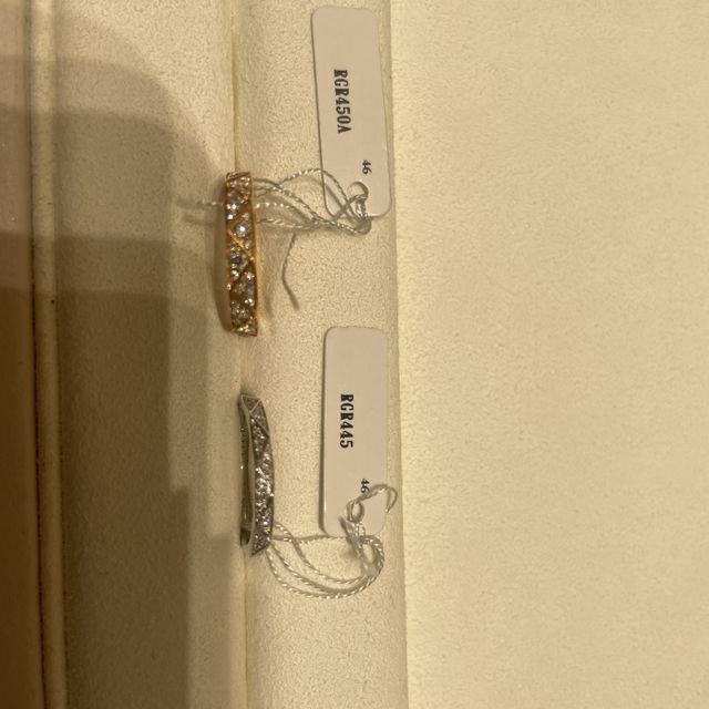 【グラフ(GRAFF)の口コミ】 デザインがかなり特徴的で、他にはないデザインだと思いました。グラフの…