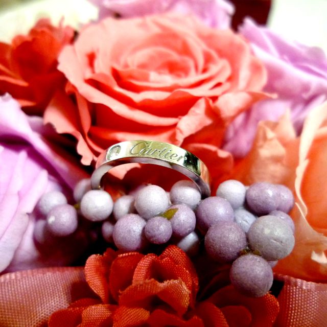 【カルティエ(Cartier)の口コミ】 ブランドは前から2人で決めていたのですが、デザインはなるべくシンプルな…