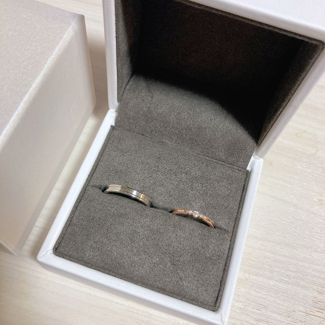 【COCKTAIL(カクテル)の口コミ】 何よりもピンクゴールドの色味に一目惚れしました。指が短めで子供のよう…