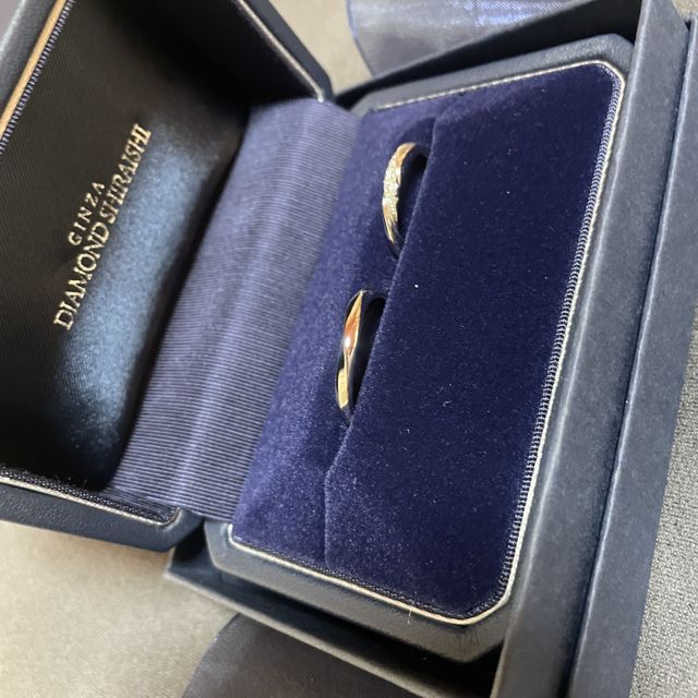 【銀座ダイヤモンドシライシの口コミ】 店員さんが、自分達におすすめしてくれたこと、一番最初に出してくれた時…