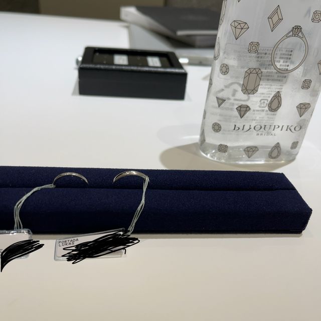 【BIJOUPIKO(ビジュピコ)の口コミ】 ダイヤモンドやデザインが特にない、シンプルな指輪になります。価格もお…