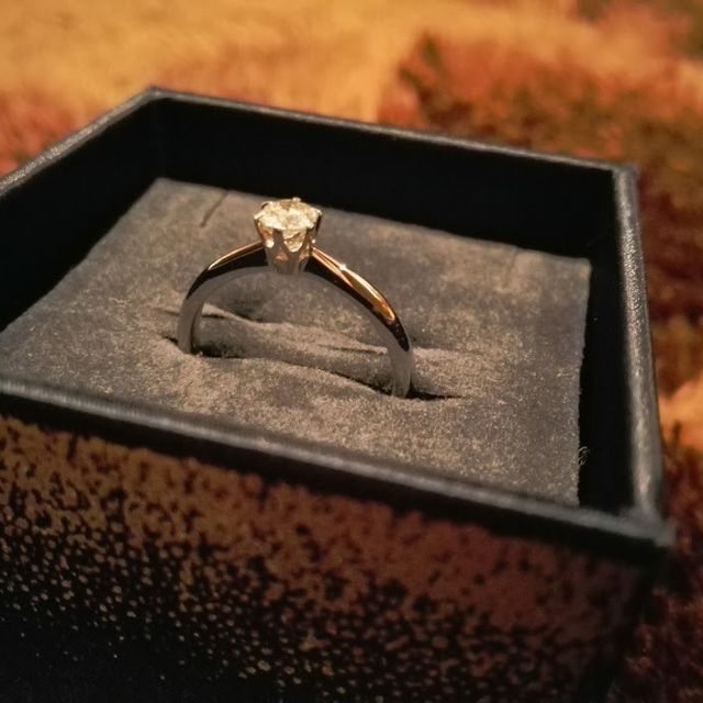 【アイプリモ(I-PRIMO)の口コミ】 違う店舗ですが、友人がアイプリモで働いているため愛着がありました。他…