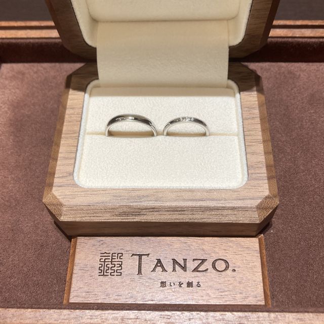 【TANZO.(鍛造指輪)の口コミ】 もともと希望のデザインがあるわけではありませんでしたが、色々なデザイ…