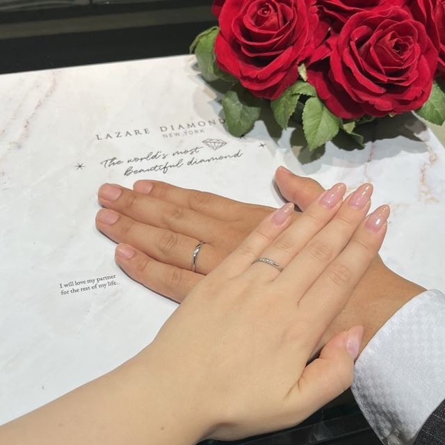 【ラザール ダイヤモンド(LAZARE DIAMOND)の口コミ】 デザインもさることながら、つけてみたフィーリングが一番でした。デザイ…