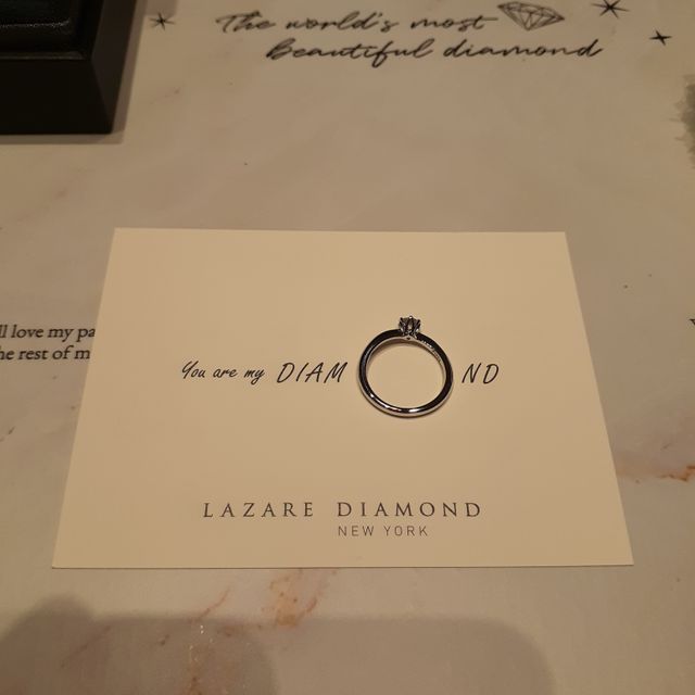 【ラザール ダイヤモンド(LAZARE DIAMOND)の口コミ】 結婚指輪をラザールダイヤモンドさんで購入してたため、ラザールダイヤモ…