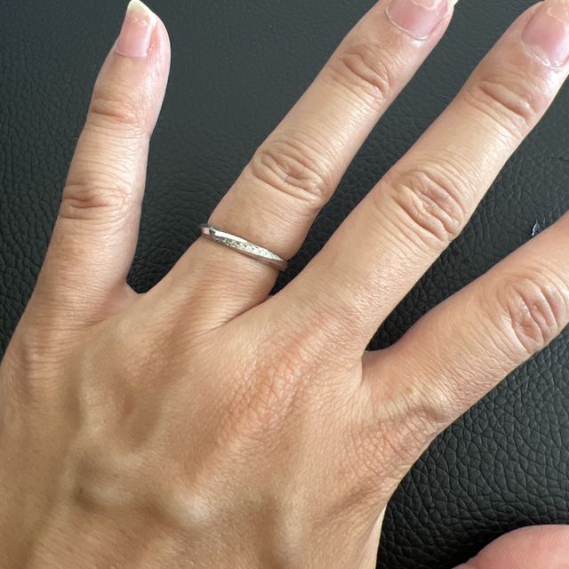 【BIJOUPIKO(ビジュピコ)の口コミ】 接客時の良さとデザインの良さで決めました。
またペアで唯一旦那と意見が…