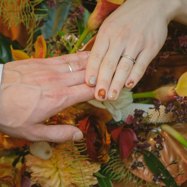 【4℃ BRIDAL(ヨンドシーブライダル)の口コミ】 まだ年齢も若く、出産も控えていて出費が嵩む予定があったので、高級感は…