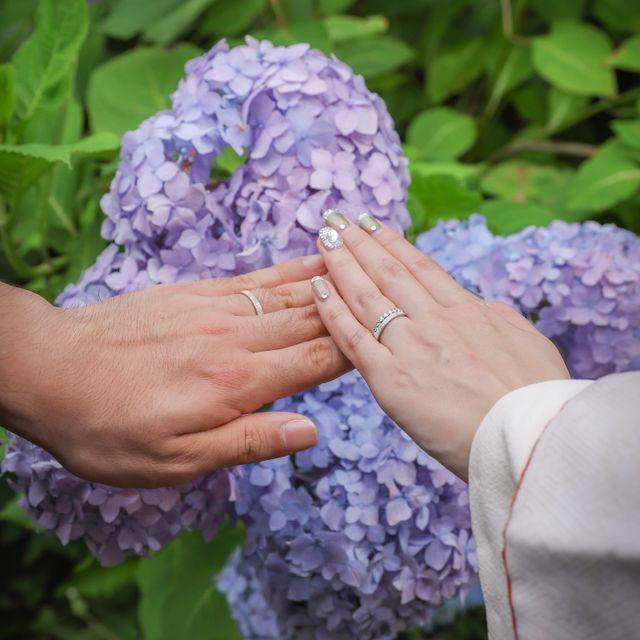 【ichi(イチ)の口コミ】 豪華なデザインではなく個性的で上品な指輪を探していました。
色々なブラ…