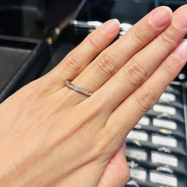 【エクセルコダイヤモンド(EXELCO DIAMOND)の口コミ】 婚約指輪がクレアドルーンフィーヌだったので、結婚指輪も同じクレアドル…
