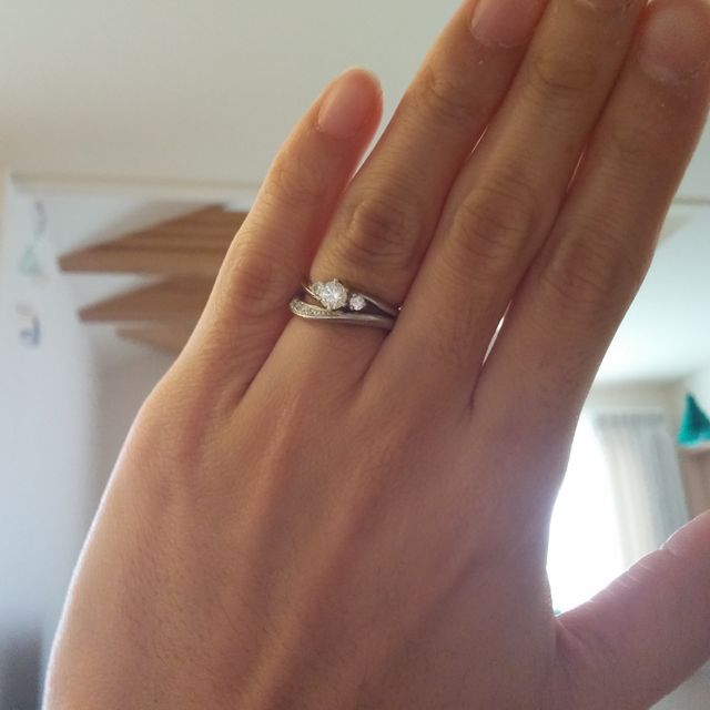 【アイプリモ(I-PRIMO)の口コミ】 形や色、石の大きさなど、色々こだわりがあって、雑誌を見たり実際数件お…