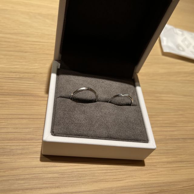 【TOWA(永遠)の口コミ】 男性用はシンプルなものが多いので、長い時間悩んでいたのですが、店員さ…