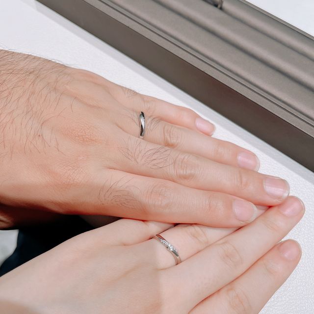 【アイプリモ(I-PRIMO)の口コミ】 自分たちの好みのデザインのペアリングが見つかったからです。シンプルな…