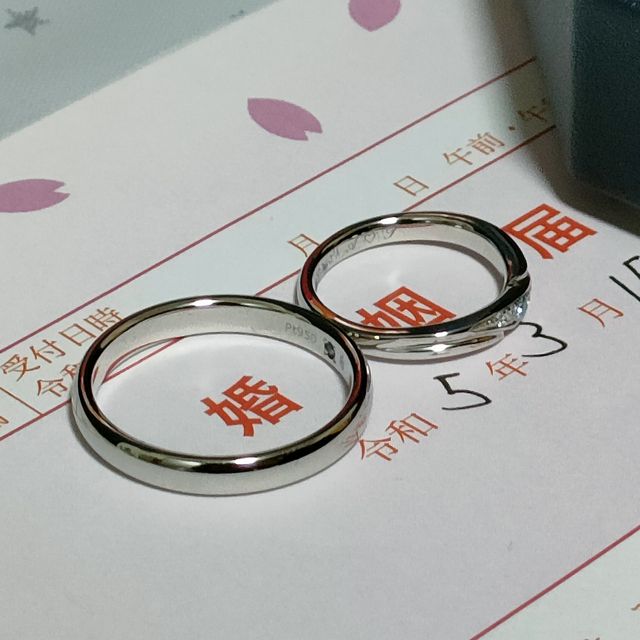 【銀座ダイヤモンドシライシの口コミ】 ダイヤモンドの綺麗さがファッションブランドとは違って即決でした！
デザ…