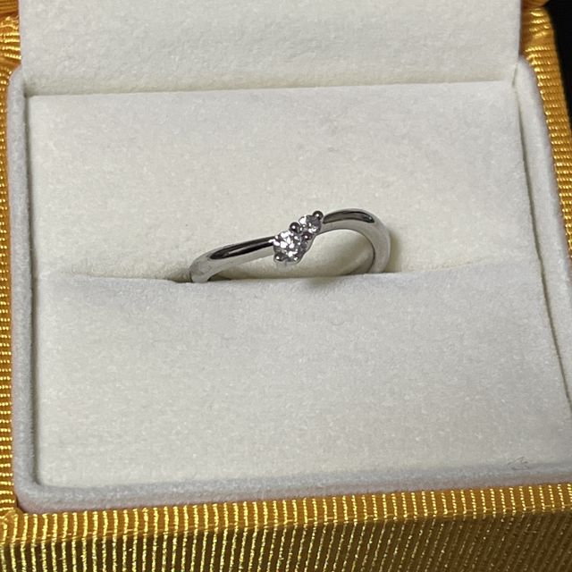 【ケイウノ ブライダル(K.UNO BRIDAL)の口コミ】 デザインとスタッフの方に相談した際の会話。
彼女が欲しい星が好きなとこ…