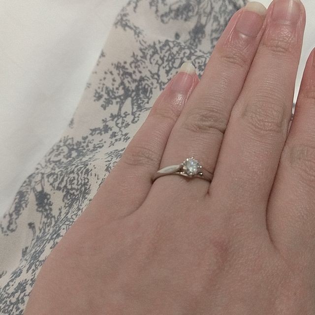 【ROYAL ASSCHER(ロイヤル・アッシャー)の口コミ】 指輪は自分で見て選びたいと伝え周りと被りたくないという理由で王道のブ…