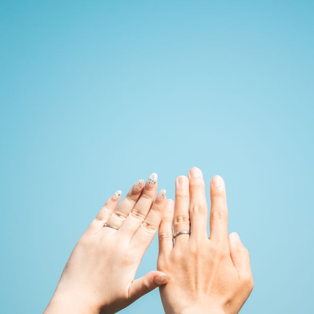 【アイプリモ(I-PRIMO)の口コミ】 ダイヤが付いていてキラキラしているものが良かったので、いくつか試着さ…