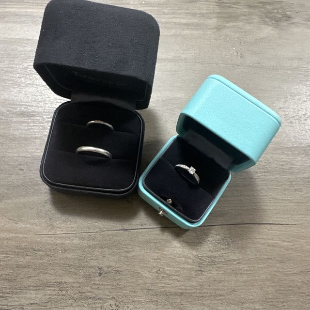 【ティファニー(Tiffany & Co.)の口コミ】 この指輪は、輝く美しさと妻が心から喜ぶデザインに心惹かれて選びました…