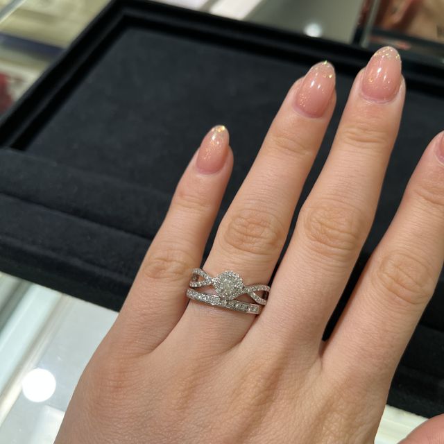 【アイプリモ(I-PRIMO)の口コミ】 とにかく全部がキラッキラなのがとても可愛くて一目惚れ！！！キラキラ好…