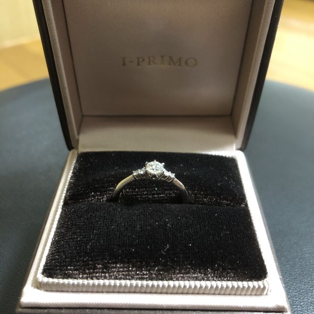 【アイプリモ(I-PRIMO)の口コミ】 指の形や肌の色を見ていただき､できる限り薄い幅の指輪を選ぶことにしまし…