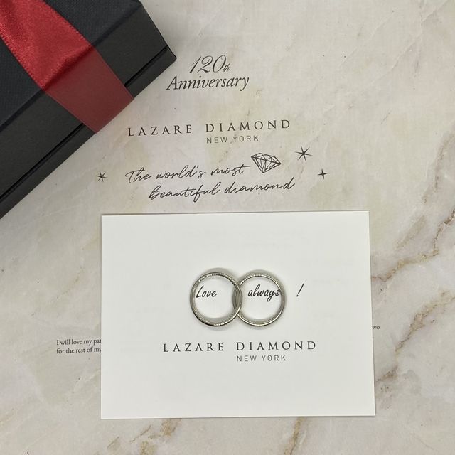 【ラザール ダイヤモンド(LAZARE DIAMOND)の口コミ】 シンプルなものを探していてイメージ通りのものがあったので決めました。
…