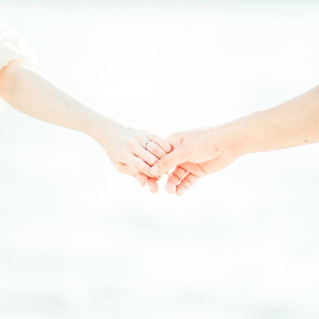 【4℃ BRIDAL(ヨンドシーブライダル)の口コミ】 プラチナで価格を抑えた指輪を探していました。
婚約指輪がウェーブだった…