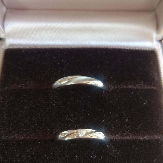 【アイプリモ(I-PRIMO)の口コミ】 予算25万前後でシンプルでつけ心地の良い物を探していました。斜めにくぼ…