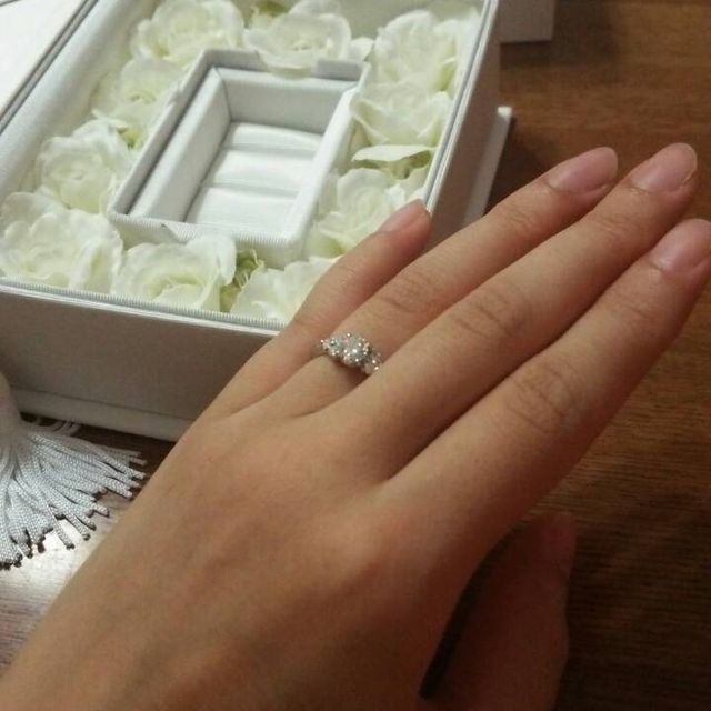 【アイプリモ(I-PRIMO)の口コミ】 どの指もデザインが可愛かったのですが、指輪を手につけているときの負担…