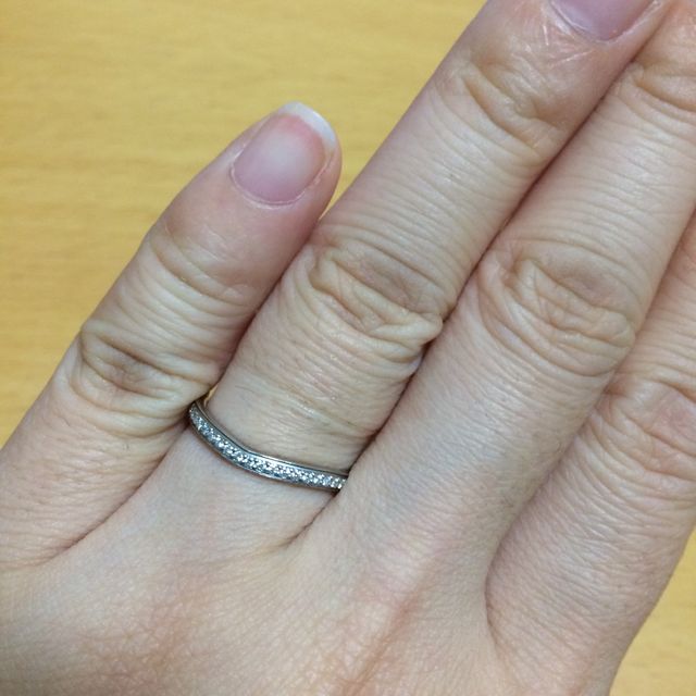 【カルティエ(Cartier)の口コミ】 何軒かまわっていましたが、私のイメージはシンプルで探してました。カル…