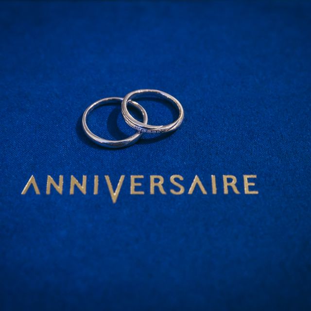 【銀座ダイヤモンドシライシの口コミ】 ねじれているようなデザインが良かったので、色々出してもらいました。男…