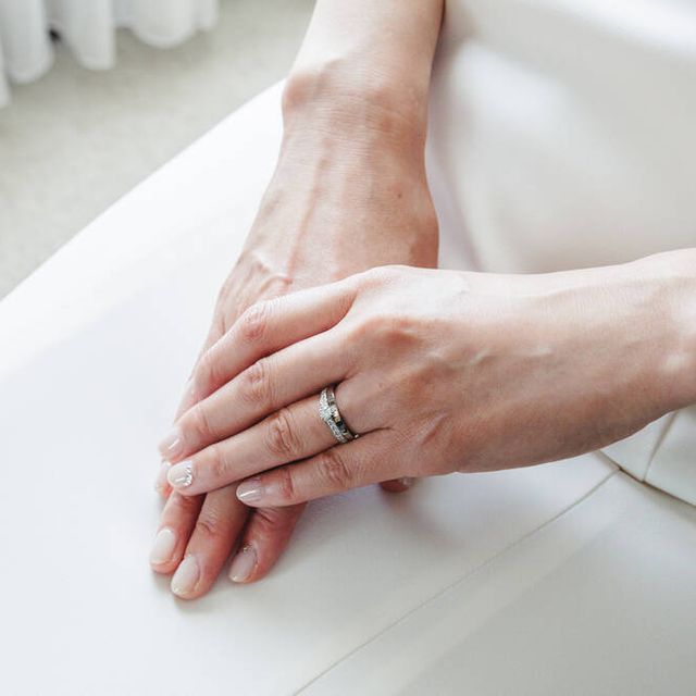 【TANZO.(鍛造指輪)の口コミ】 他ブランドで結婚指輪を購入した人が長時間使用しているうちに指輪が歪ん…