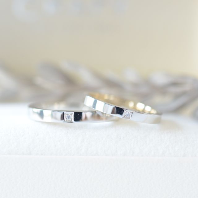 【CRAFY(クラフィ)の口コミ】 わたしは地黒なのでゴールドがよかったのですが、彼は色白でプラチナ(シル…