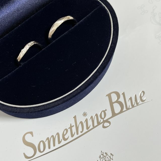 【Something Blue(サムシングブルー)の口コミ】 指輪のデザインがシンプルでした。また、青いものを身につけると良いとい…