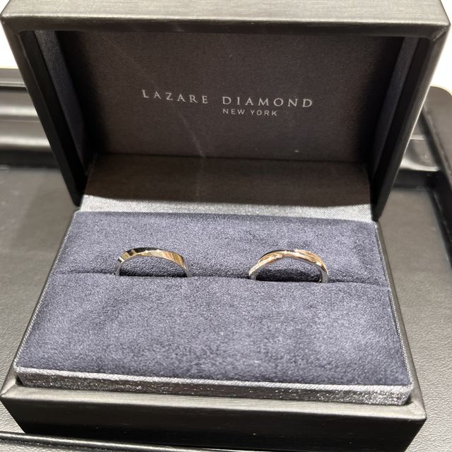 【ラザール ダイヤモンド(LAZARE DIAMOND)の口コミ】 ストレートではないウェーブがかっていて尚且つ少し癖のある人と被らない…