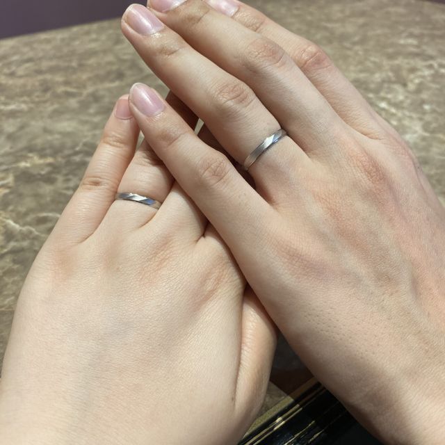 【BONDS(ボンズ)の口コミ】 シンプルで個性的なデザインを探していて、サイトで探していたら見つかっ…