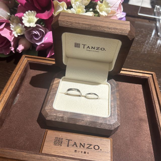 【TANZO.(鍛造指輪)の口コミ】 しっくりくるデザインがない中、オーダーメイドに行きつきました。元々気…