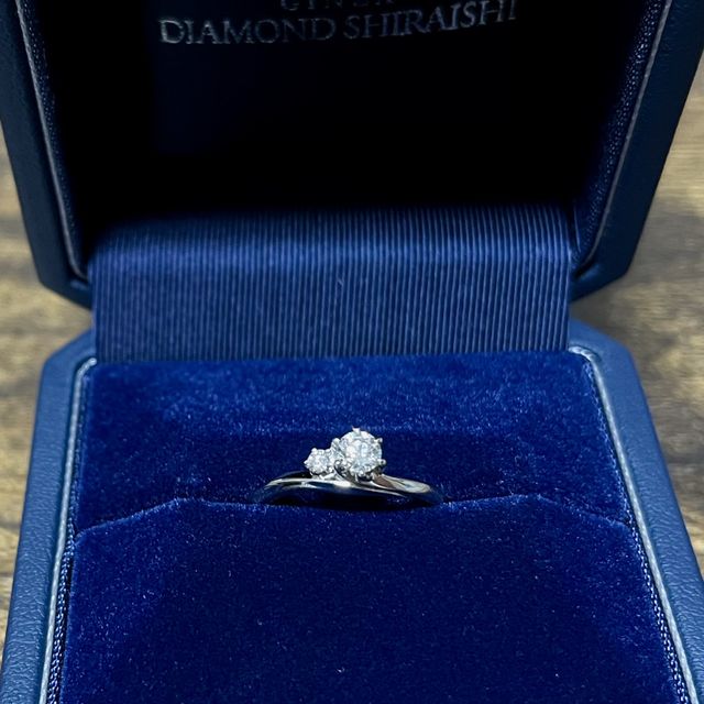 【銀座ダイヤモンドシライシの口コミ】 大変マニアックな決め手です。私が個人的に星や天体が好きで、大小のダイ…