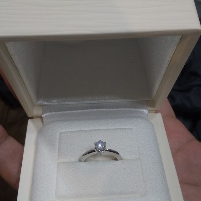 【MIKIMOTO(ミキモト)の口コミ】 シンプルなデザインで、自分自身の小さめの指にも合うデザインや指輪の形…