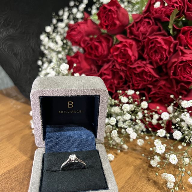 【BRILLIANCE+(ブリリアンスプラス)の口コミ】 シンプルなデザインで上につけたダイヤモンドを目立たせたかったので、ダ…