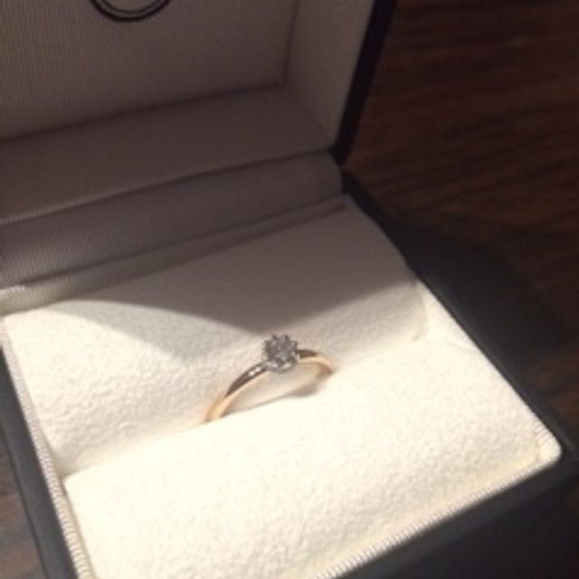 【Galopine & Galopin(ガロピーネガロパン)の口コミ】 普段ジュエリーを着けないので、どんな物が良いか具体的なイメージがない…