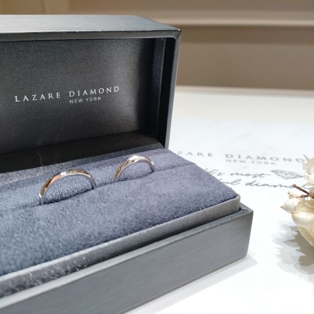 【ラザール ダイヤモンド(LAZARE DIAMOND)の口コミ】 初めて店舗で指輪を見せて頂いた時、ダイヤの輝きに圧倒され、「絶対にこ…