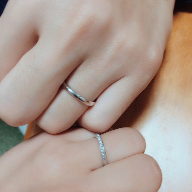 【銀座ダイヤモンドシライシの口コミ】 キラキラしていて綺麗なところ。新婦のウェーブにダイヤモンドがはいって…