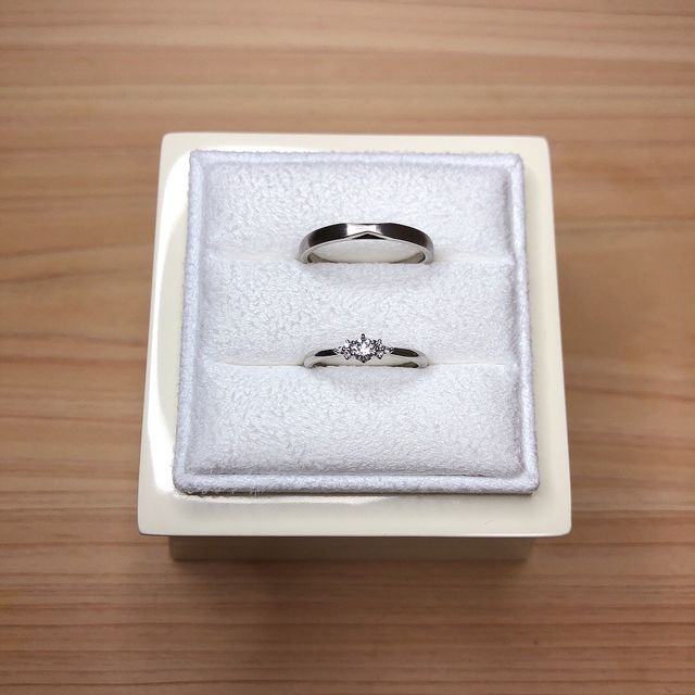 【LUCIE(ルシエ)の口コミ】 日常使いしやすいダイヤ入りの結婚指輪を探していたところ、LUCIEのFrambo…