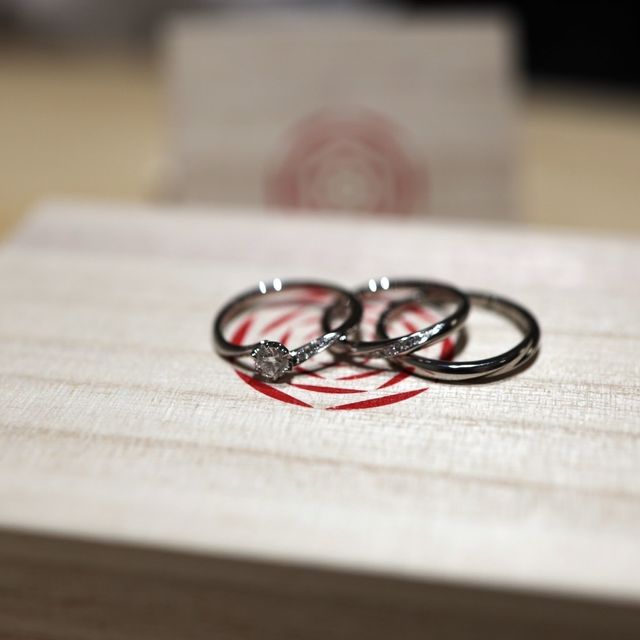 【出雲結(いずもゆい)の口コミ】 時に強く、時に柔らかい風のように流れる形というモチーフとデザインに惹…