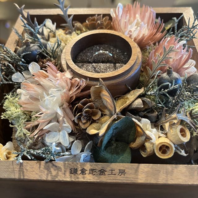 【鎌倉彫金工房の口コミ】 ブランドコンセプト
ハイブランドの指輪も検討しましたが、クオリティや値…