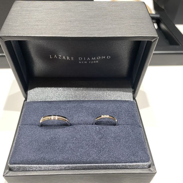 【ラザール ダイヤモンド(LAZARE DIAMOND)の口コミ】 私は3mm程度の太めが良く、ミル打ちやウェーブ等のシンプルながらもアクセ…